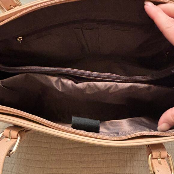 Lovevook 16.5” Peach Waterproof Office Shoulder Bag for Women - Picture 5 of 13